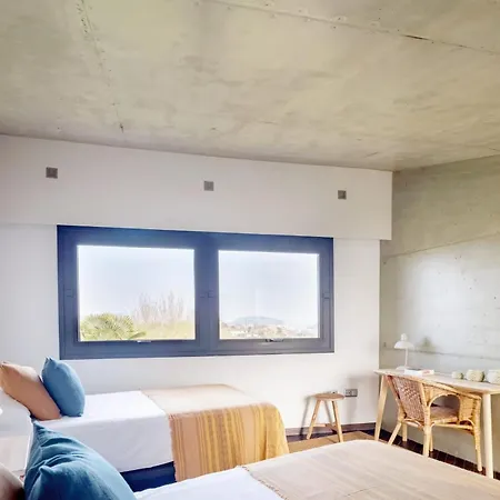 Feriehus Moderna Con Terrazas Jardin Privado